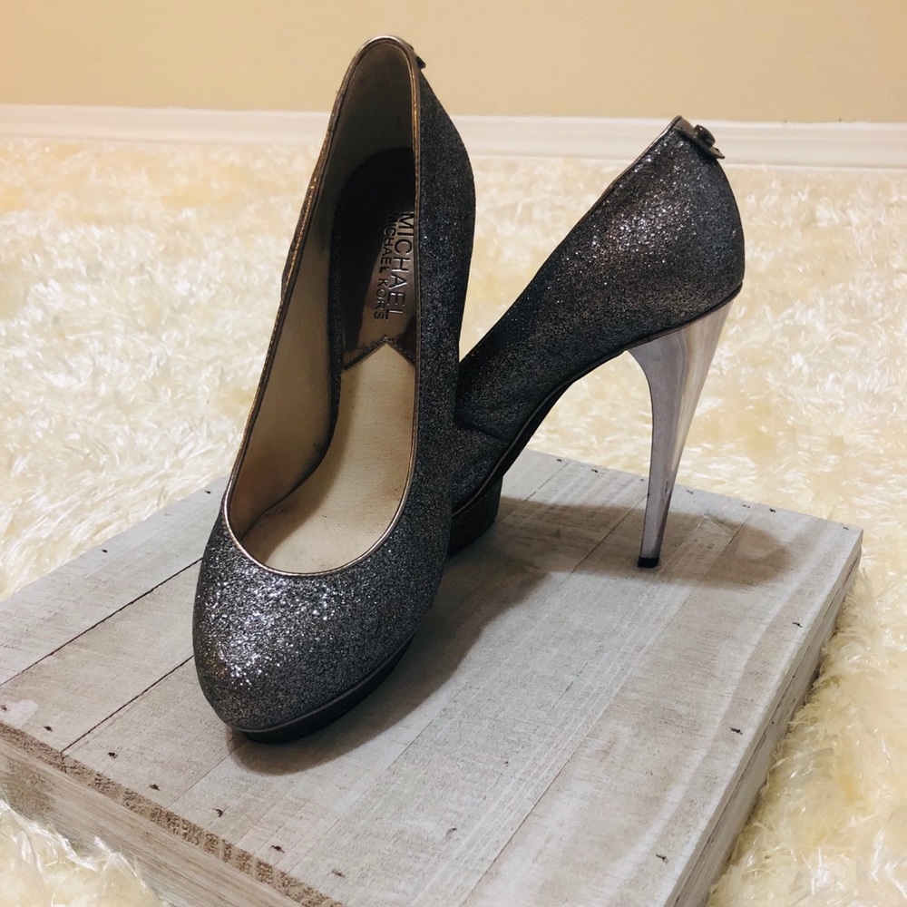 MICHAEL KORS Glitter Platform Stilettos. Size 6.5M